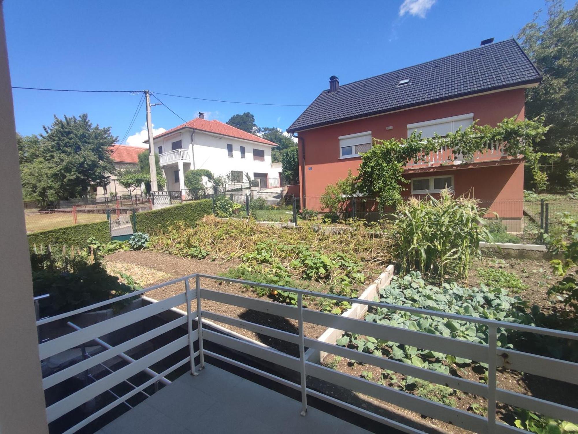 Apartman Bor 리브노 외부 사진