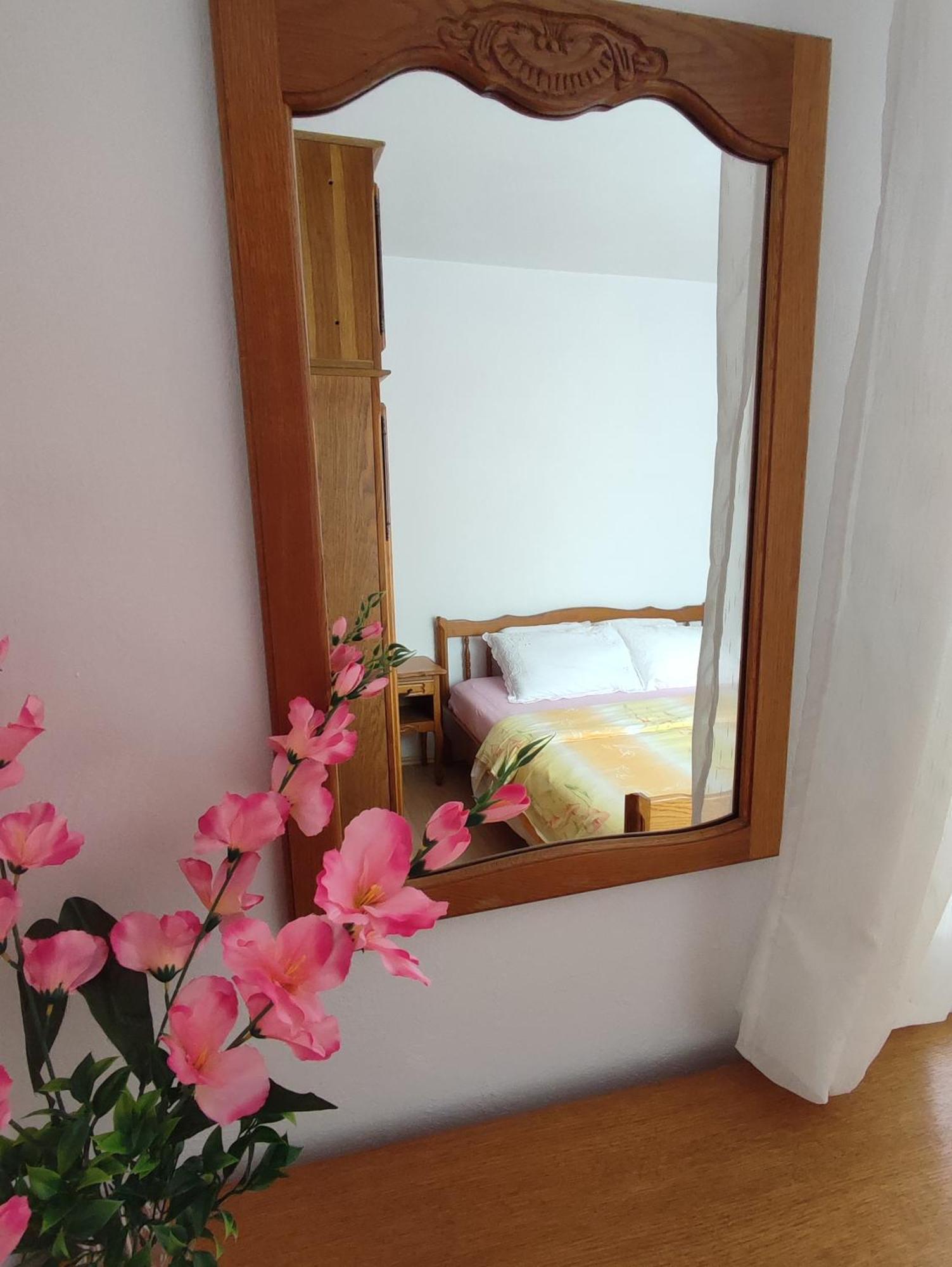Apartman Bor 리브노 외부 사진