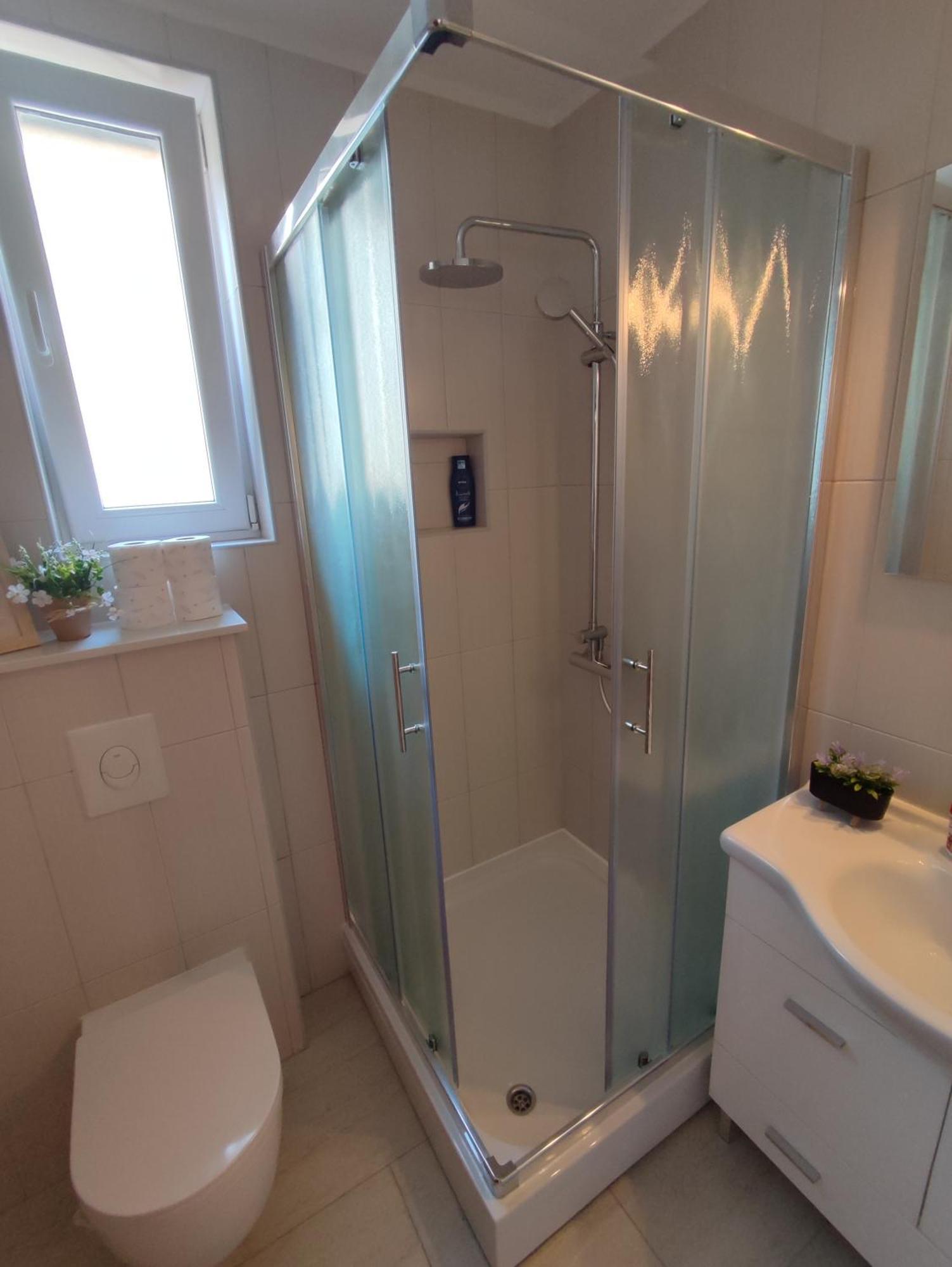 Apartman Bor 리브노 외부 사진